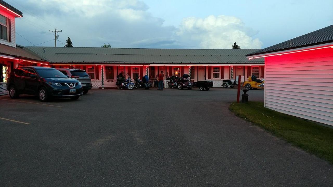 Trail Riders Motel Granby Buitenkant foto
